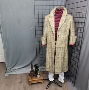 90s vintage vir-go' IVORY red green plaid princess seam boyfriend oversi…